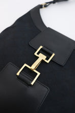 Load image into Gallery viewer, Gucci Jackie shoulder bag in black