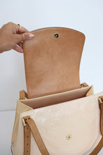 Load image into Gallery viewer, Louis Vuitton Monogram Vernis Biscayne Bay GM