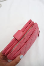 Load image into Gallery viewer, Chanel vintage wallet in pink