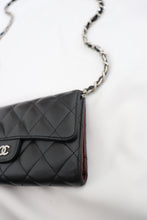 Load image into Gallery viewer, Chanel classic flap wallet