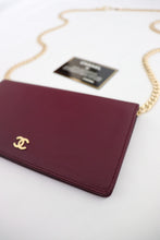 Load image into Gallery viewer, Chanel bifold caviar wallet in burgundy