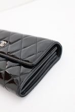 Load image into Gallery viewer, Chanel black wallet