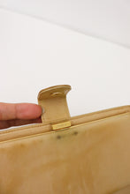 Load image into Gallery viewer, Chanel caviar beige wallet