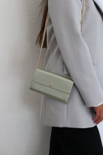Load image into Gallery viewer, Louis Vuitton vernis wallet