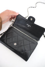 Load image into Gallery viewer, Chanel classic small wallet