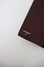 Load image into Gallery viewer, Chanel classic medium flap