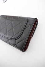 Load image into Gallery viewer, Chanel classic medium flap