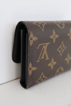 Load image into Gallery viewer, Louis Vuitton monogram flower lock wallet