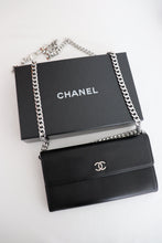 Load image into Gallery viewer, Chanel caviar vintage wallet