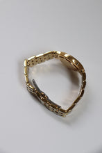 Load image into Gallery viewer, Vintage Gucci 5400M Series Watch