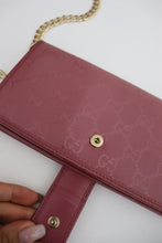 Load image into Gallery viewer, Gucci pink vintage wallet