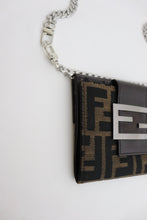 Load image into Gallery viewer, Vintage Fendi wallet