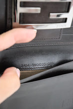 Load image into Gallery viewer, Vintage Fendi wallet