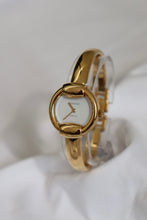 Load image into Gallery viewer, gucci bangle watch