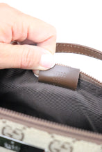 Load image into Gallery viewer, Gucci Boat Pochette