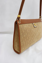 Load image into Gallery viewer, Dior Oblique shoulder bag
