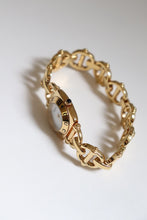 Load image into Gallery viewer, Rare Vintage Gucci Horsebit Link watch