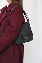 Load image into Gallery viewer, Fendi zucchino crossbody in black
