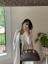 Load image into Gallery viewer, Louis Vuitton montorgueil bag