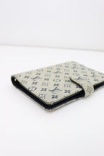 Load image into Gallery viewer, LOUIS VUITTON Agenda PM mini Line Blue