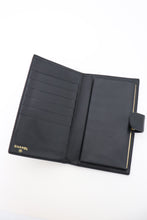 Load image into Gallery viewer, Chanel caviar vintage wallet