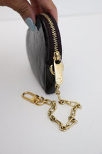 Load image into Gallery viewer, Louis Vuitton vernis heart coin purse