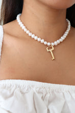 Load image into Gallery viewer, Louis Vuitton key with freshwater pearls