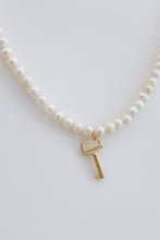 Load image into Gallery viewer, Louis Vuitton key with freshwater pearls