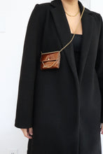 Load image into Gallery viewer, Vintage Louis Vuitton Dentelle Ludlow wallet