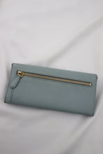 Load image into Gallery viewer, Prada Saffiano wallet