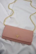 Load image into Gallery viewer, Prada Saffiano wallet