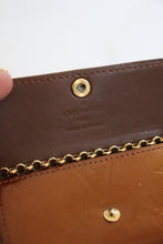 Load image into Gallery viewer, Vintage Louis Vuitton Dentelle Ludlow wallet