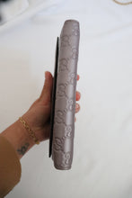 Load image into Gallery viewer, Gucci guccissima golden heart leather wallet