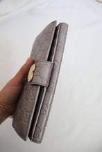 Load image into Gallery viewer, Gucci guccissima golden heart leather wallet