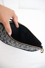 Load image into Gallery viewer, Dior Saddle pochette
