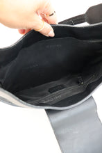 Load image into Gallery viewer, Gucci Jackie shoulder bag in black
