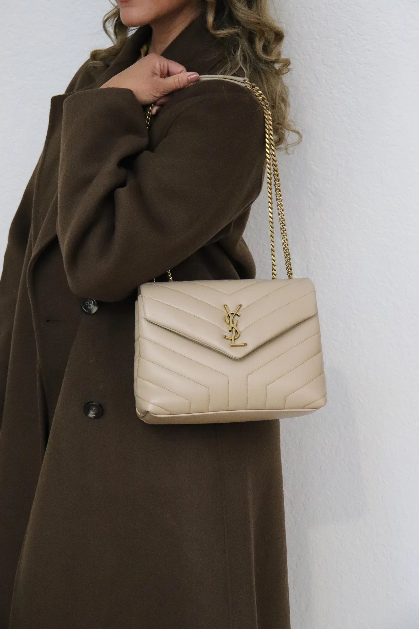 BRAND NEW YSL Loulou Bag in Quilted leather in beige (retails for 2650$)