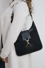Load image into Gallery viewer, Gucci Jackie shoulder bag in black
