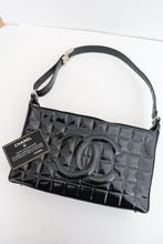 Load image into Gallery viewer, Chanel chocolate bar Coco mark patent leather in black
