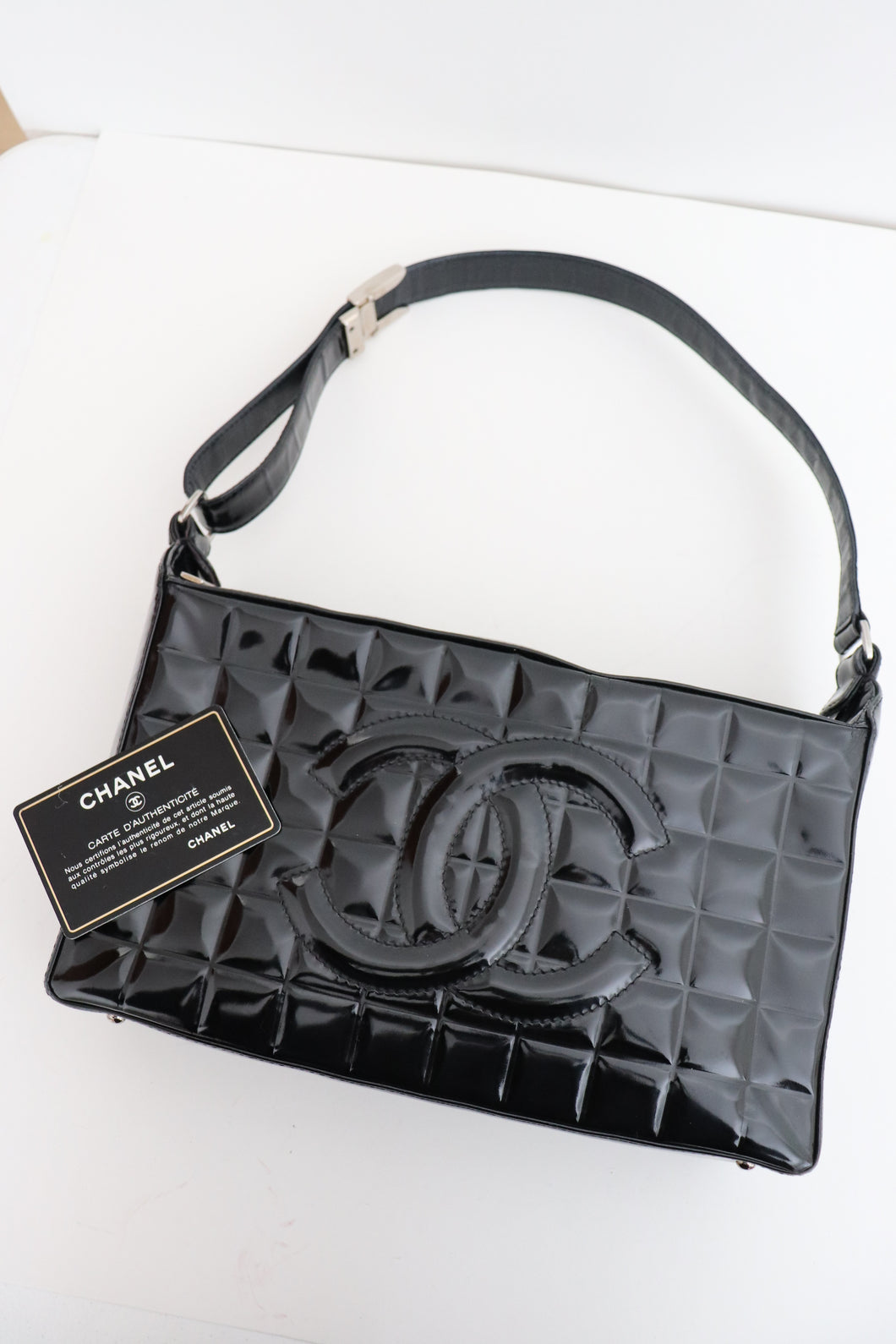 Chanel chocolate bar Coco mark patent leather in black