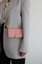 Load image into Gallery viewer, Chanel caviar wallet in pink
