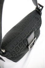 Load image into Gallery viewer, Fendi zucchino double flap baguette in black
