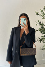 Load image into Gallery viewer, Louis Vuitton Twin GM Shoulder Bag Pochette Monogram
