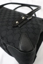 Load image into Gallery viewer, Gucci GG canvas horsebit chain bag
