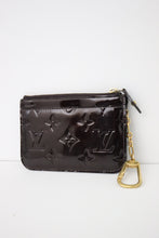 Load image into Gallery viewer, Louis Vuitton vernis coin pouch
