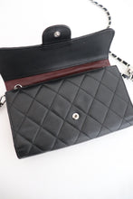 Load image into Gallery viewer, Chanel classic medium flap
