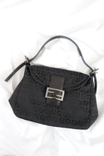 Load image into Gallery viewer, Fendi zucchino double flap baguette in black
