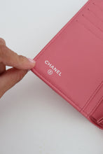 Load image into Gallery viewer, Chanel quilted yen pink leather wallet
