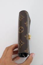 Load image into Gallery viewer, Louis Vuitton monogram flower lock wallet
