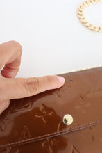 Load image into Gallery viewer, Louis Vuitton Vernis Monogram Wallet
